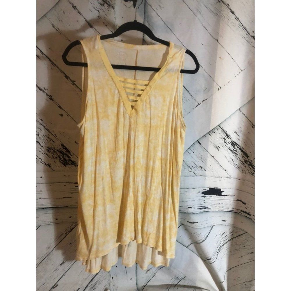 Maurices size 1 1x yellow tie dye 24/7 soft and sexy Tank top
